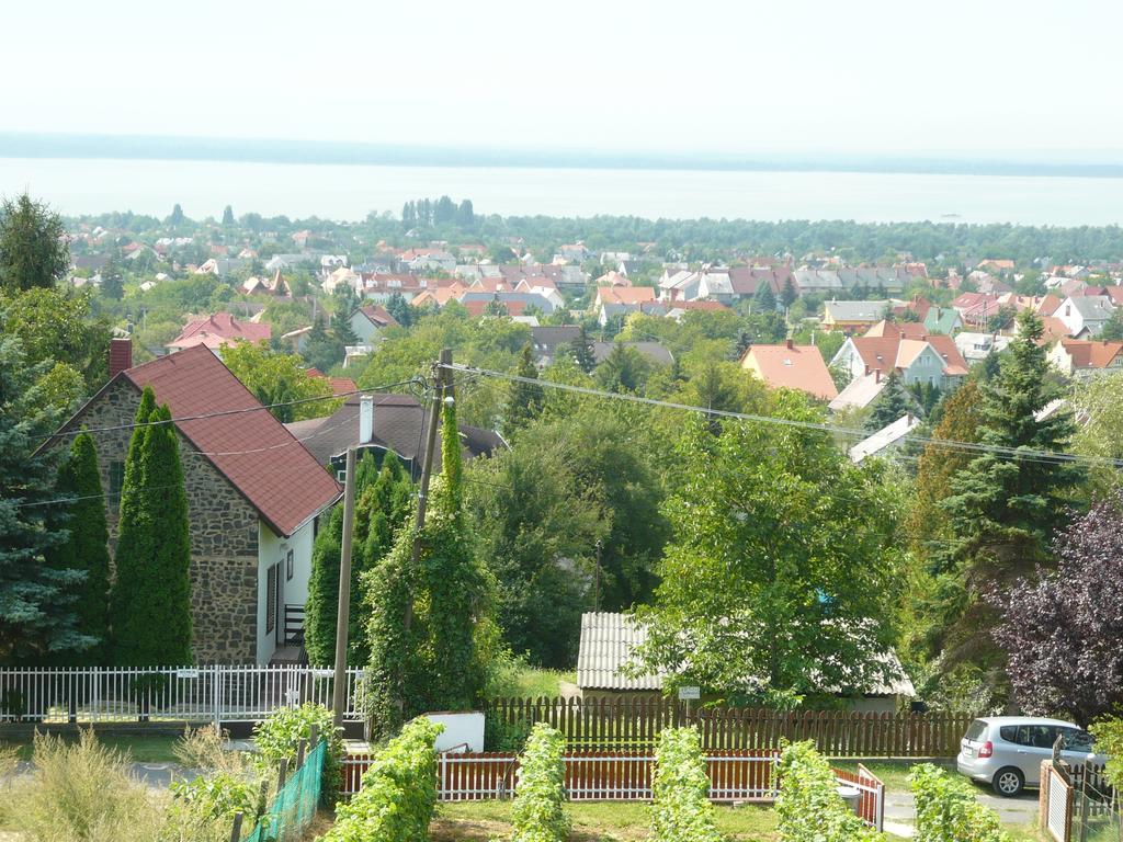 Judit Vendeghaz A Balatonnal Villa Vonyarcvashegy Luaran gambar